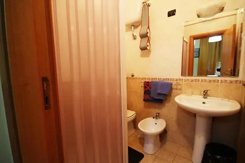Hotel Casanova Nápoly 2*,